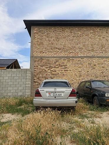 Mercedes-Benz C-Class: 1994 г., Седан — 7