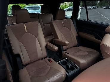 grand: Toyota Grand Highlander: 2023 г., 2.4 л, Вариатор, Гибрид, Кроссовер — 10
