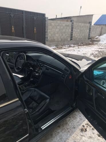 Линолеум: Mercedes-Benz E-Class: 1998 г., 4.3 л, Автомат, Газ — 10