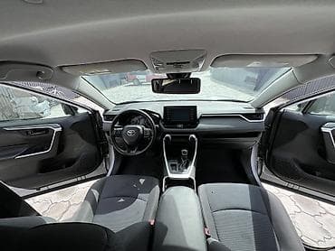 продаю рав4: Toyota RAV4: 2019 г., 2 л, Автомат, Бензин, Кроссовер — 7