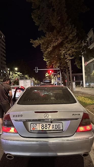 2005: Mercedes-Benz E-Class: 2005 г., 3 л, Автомат, Бензин, Седан — 1
