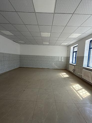 Недвижимость: Сдается просторное нежилое помещение-377 кв.м. Характеристики: - — 8