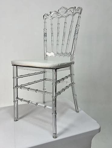 Үй жана бакча: Пластик отургуч — 2