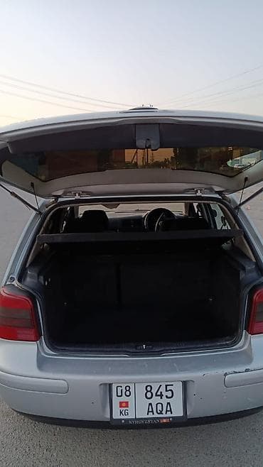 6: Volkswagen Golf: 2003 г., 1.6 л, Механика, Бензин, Хэтчбэк — 8