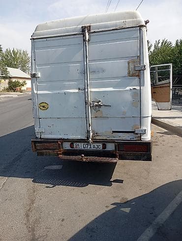 mercedesbenz 609: Mercedes-Benz : 1989 г., 4 л, Механика, Дизель, Фургон — 1