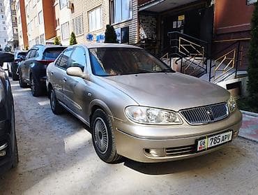 Nissan Sunny: 2004 г., Автомат, Бензин, Седан — 4
