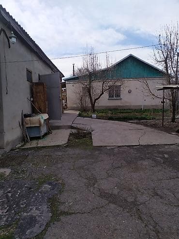 музыкальная карусель: Продаю кирпичный коттедж 106 м2, участок 10 соток. комнаты все — 9