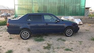 volkswagen venta: Volkswagen Vento: 1996 г., 1.8 л, Механика, Бензин, Седан — 1