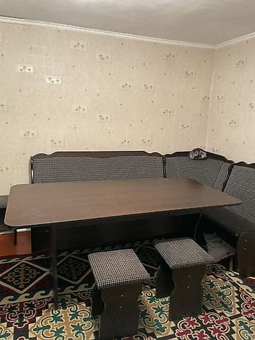 уголок стол: Кухонный стол и стул, Б/у, Самовывоз, цвет - Коричневый — 1