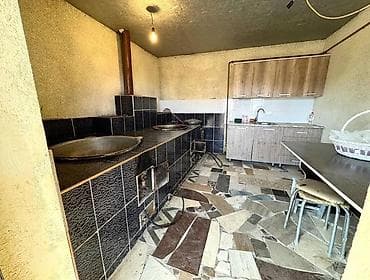 Кыймылсыз мүлк: 🏡 ПРОДАЁТСЯ ДОМ — Арча-Бешик 📍 Район: Арча-Бешик 📐 Площадь участка: 4 — 8