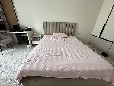 двухспальный кравать: Двуспальная кровать с мягким изголовьем Почти новый 1-2месяца - — 1