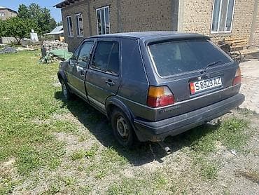 Транспорт: Volkswagen Golf: 1984 г., Механика, Хэтчбэк — 3