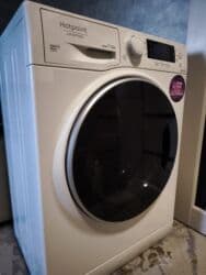 Акылдуу сааттар: Кир жуучу машина Hotpoint Ariston, Колдонулган, Автомат, 9 кг чейин, Тар — 6