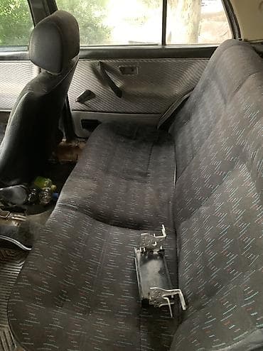 Volkswagen Golf: 1984 г., 1.8 л, Кол менен иштөөчү, Бензин, Хетчбек — 6