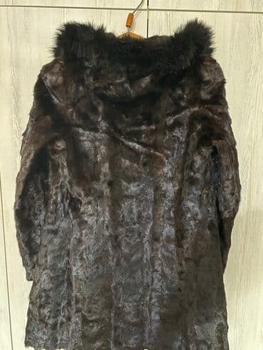 Киреге берилүүчү кийимдер: Натуральная норковая (кусками) шуба Подойдет 42-46 размер Состояние — 8