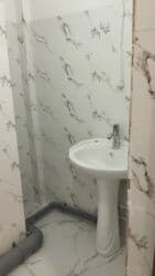 сдаю квартиру азия мол: 2 бөлмө, Менчик ээси, Чогуу жашоосу жок, Эмерексиз, Толугу менен эмереги бар, Жарым -жартылай эмереги бар — 23