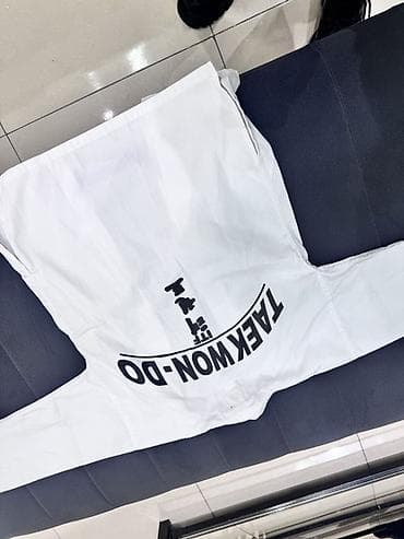 купить кимано: Кимоно (добок) для тхэквондо ITF adidas - Комплектация: куртка, штаны — 4