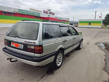 Унаа сатуу: Volkswagen Passat Variant: 1988 г., 1.8 л, Кол менен иштөөчү, Бензин, Универсал — 3