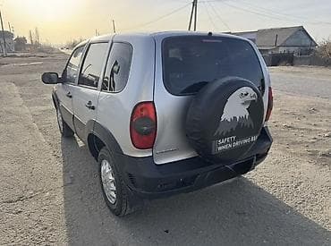 мото электро: Chevrolet Niva: 2011 г., 1.7 л, Механика, Бензин, Внедорожник — 4