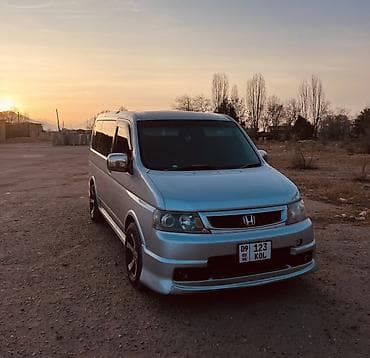 Honda Stepwgn: 2002 г., 2 л, Автомат, Газ, Минивэн