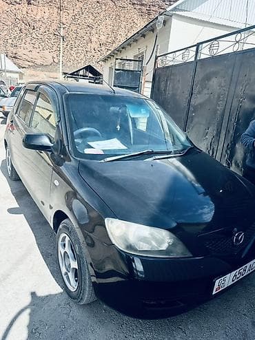 Mazda Verisa: 2005 г., Автомат, Бензин, Хэтчбэк — 1