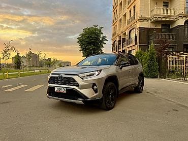 Toyota RAV4: 2019 г., 2.5 л, Автомат, Гибрид, Кроссовер