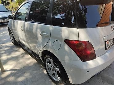 таюота виш: Toyota Ist: 2003 г., 1.5 л, Автомат, Бензин — 1