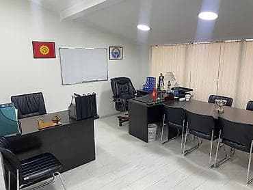 арт сити псо: Аренда офисов, 50 м², В бизнес центре, С видом на горы, С оборудованием, С отдельным сан узлом — 5