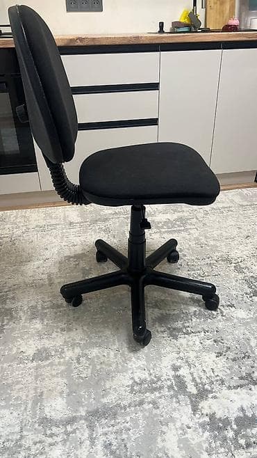 Оңдоп-түзөө жана курулуш: Кеңсе отургучу, Колдонулган, түсү - Кара, Желим — 6