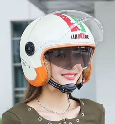 плавательные очки: Продаю мото шлем кепка Подготовься к яркому лету . Новый удобный — 17