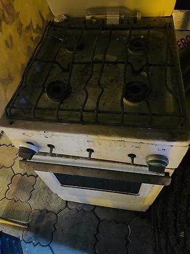 Газовая плита с духовкой - Форм‑фактор: напольная, стандартная ширина — 1