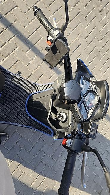 бек абад: Макси-скутер 200 куб. см, Бензин — 5