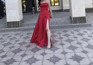 Вечернее платье макси, красное Надевала лишь на выпускной, в отличном — 2