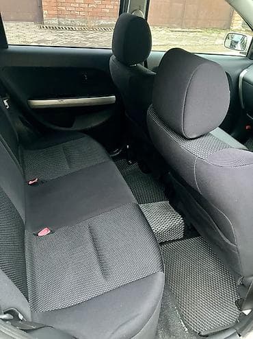 авто ист: Toyota ist: 2003 г., 1.3 л, Автомат, Бензин, Хэтчбэк — 8