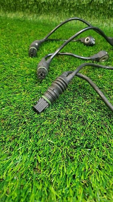 Сальники: Датчик детонации BMW 5 E60 Номер 1 435 485 Состояние отличное Год — 3