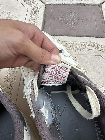 черные вельветовые брюки мужские: Мужские кроссовки, 40, Nike, Б/у, цвет - Серый, Самовывоз — 3