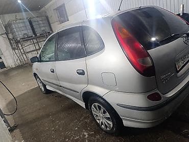 Nissan Almera Tino: 2002 г., 1.8 л, Механика, Хэтчбэк