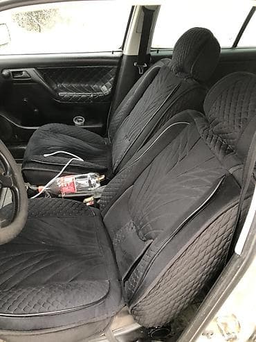 кузов ист: Volkswagen Golf: 1996 г., 1.8 л, Механика, Бензин, Хэтчбэк — 7