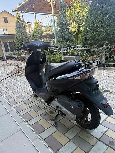 японские мопеды: Скутер Honda (японская сборка), компактный городской 50 см³ класс — 10
