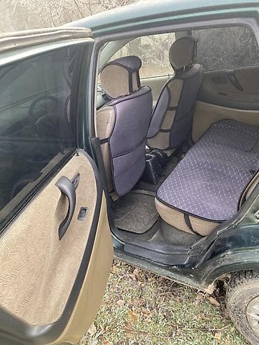 Транспорт: Suzuki Liana: 2002 г., Хэтчбэк — 2