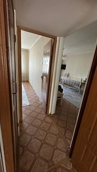 Квартиры: 3 комнаты, 58 м², 104 серия, 3 этаж, Косметический ремонт — 7