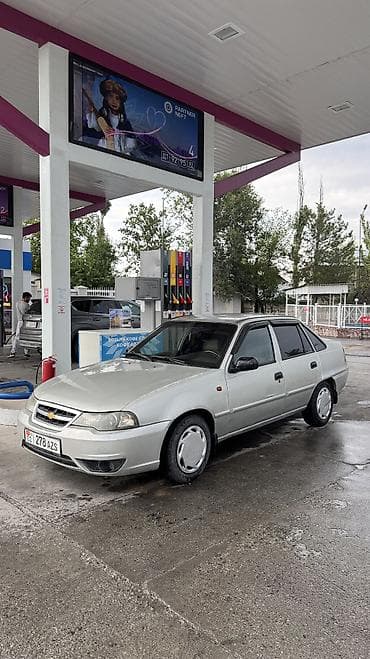 Chevrolet Nexia: 2008 г., 1.5 л, Механика, Бензин, Седан