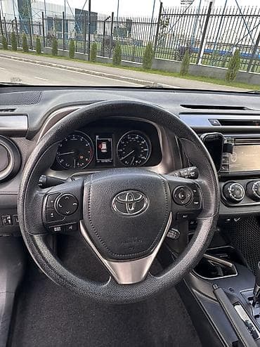 rav4: Toyota RAV4: 2018 г., Автомат, Бензин, Кроссовер — 10