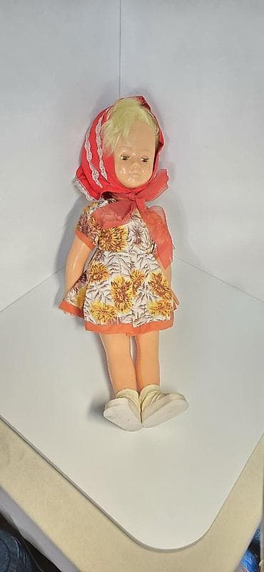 аниме чехол: 🔥Кукла 1983 года*, СССР, *шагающая* (шагает при удержании за руку). - — 2