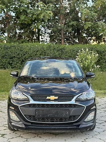 Транспорт: Chevrolet Spark: 2018 г., 1 л, Вариатор, Бензин, Хэтчбэк — 1