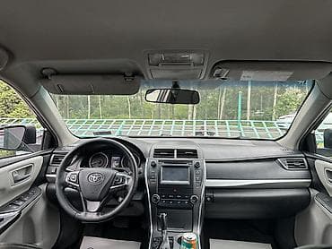 corolla 2004: Toyota Camry: 2017 г., Седан — 6