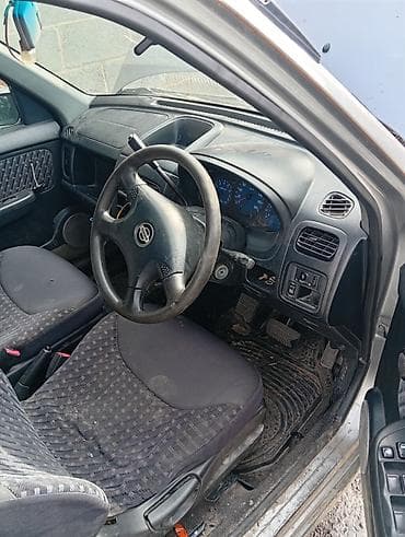 рд 1: Nissan Cube: 1998 г., 1.4 л, Автомат, Хетчбек — 4