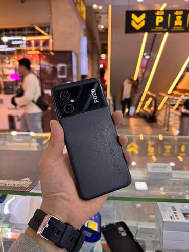 телефон бу токмок: Poco M5, Колдонулган, 128 ГБ, түсү - Кара, 2 SIM — 2