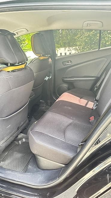 чери: Toyota Prius: 2018 г., 1.8 л, Автомат, Гибрид, Хэтчбэк — 6