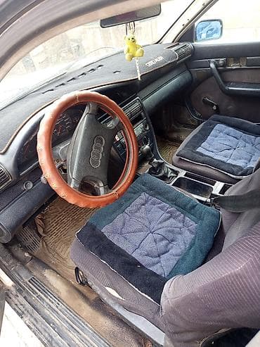 Унаа: Audi 100: 1992 г., 2 л, Кол менен иштөөчү, Бензин, Седан — 2